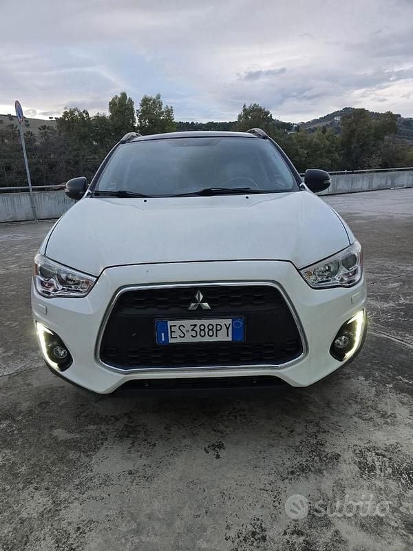 Bianco Usata 2015 Mitsubishi ASX Intense SUV | 9600 € (Buon prezzo) - Immagine 1/4