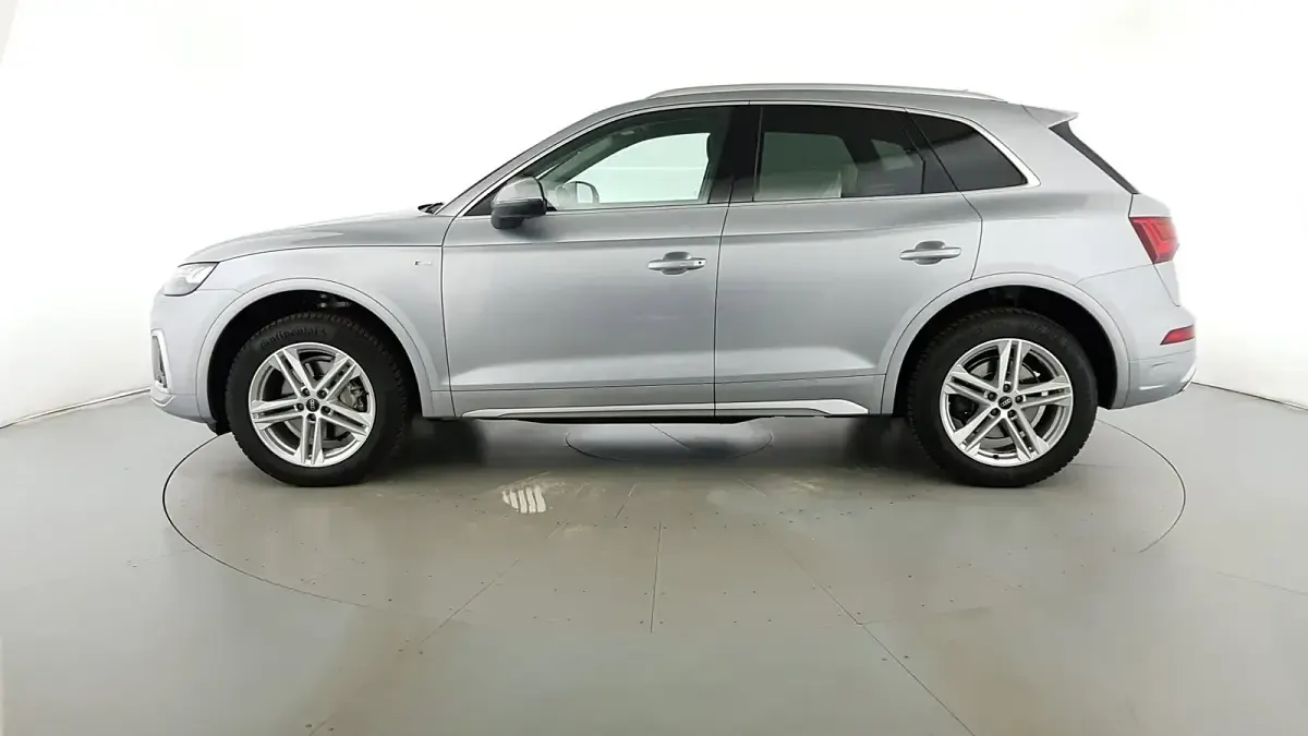 Usata Audi Q5 S-Line 204 CV (150 kW) 2023 Argento fioretto metallizzato SUV