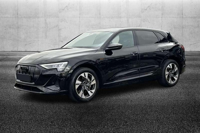 Usata Audi e-tron S-Line 158 kW (215 CV) 2022 Nero SUV