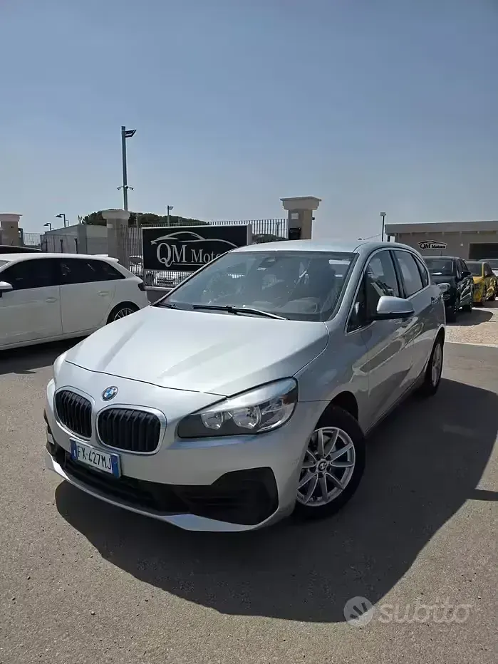Usata BMW 218 Luxury Line 150 CV (110 kW) 2019 Grigio Station wagon