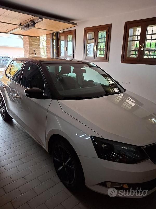 Usata Skoda Fabia Design Edition 90 CV (66 kW) 2016 Bianco Berlina
