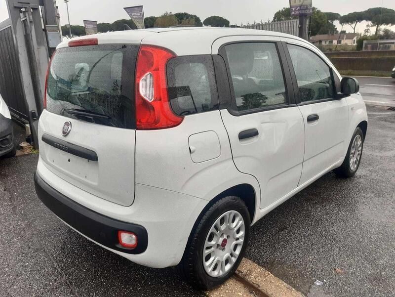 Usata Fiat Panda Easy 69 CV (50 kW) 2016 Bianco Utilitaria