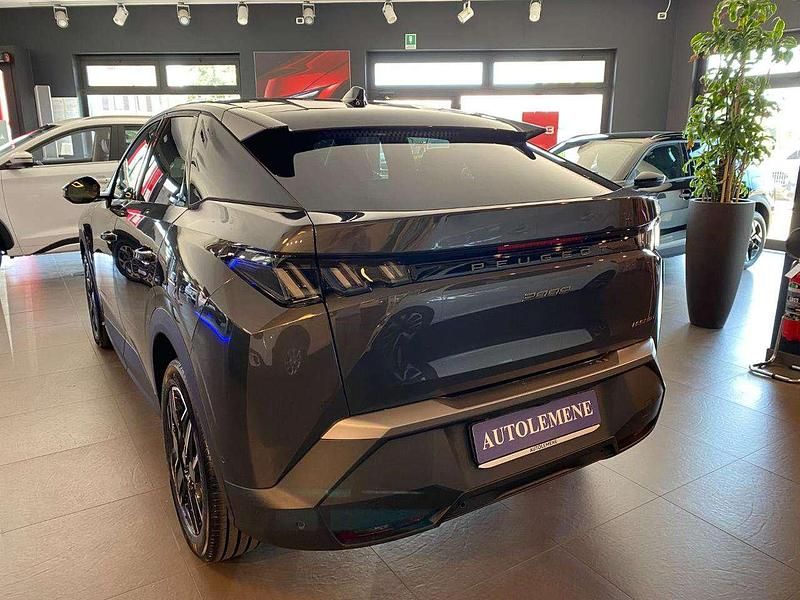 Usata Peugeot 3008 Allure 145 CV (106 kW) 2024 Grigio scuro SUV