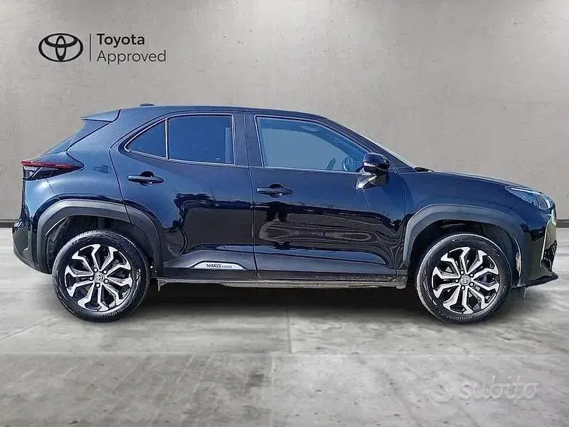 Usata Toyota Yaris Cross Trend 116 CV (85 kW) 2022 Nero SUV