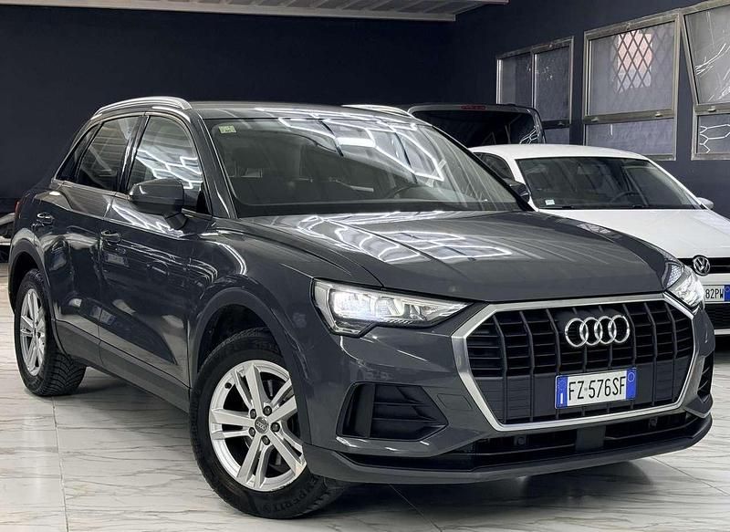 Grigio Usata 2019 Audi Q3 Advanced SUV | 20.900 € (Super prezzo) - Immagine 1/4