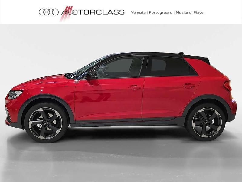 Nuova Audi A1 116 CV (85 kW) 2026 Rosso progressivo metallizzato SUV