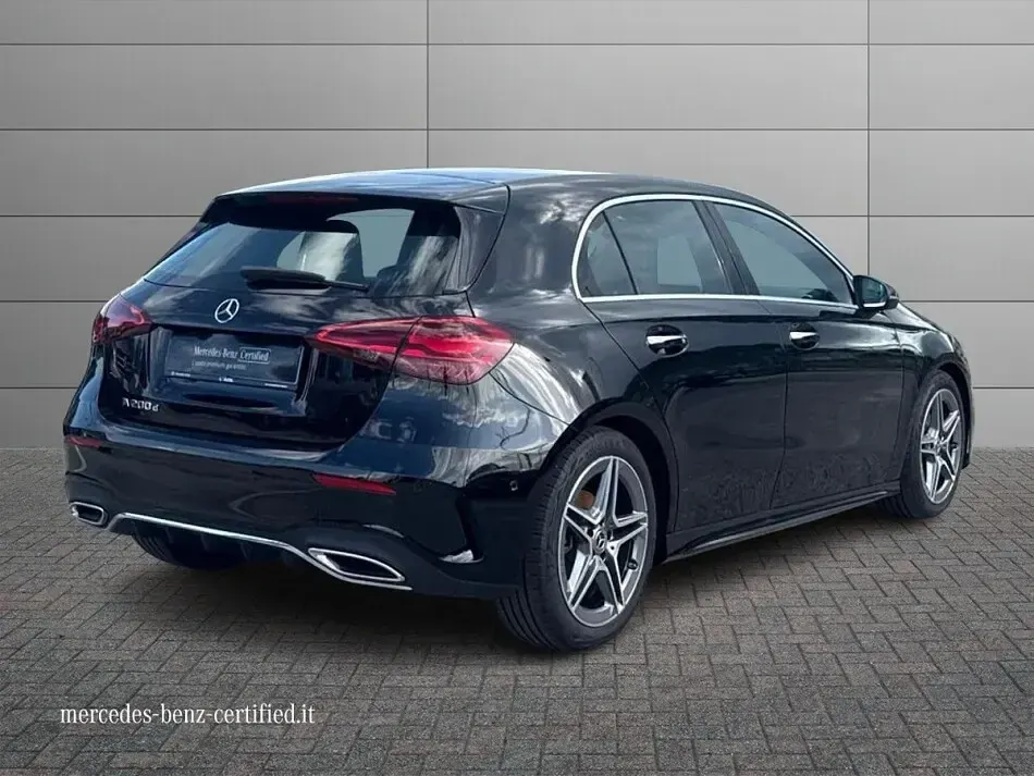 Nuova Mercedes A200 Advanced Plus 150 CV (110 kW) 2026 Nero