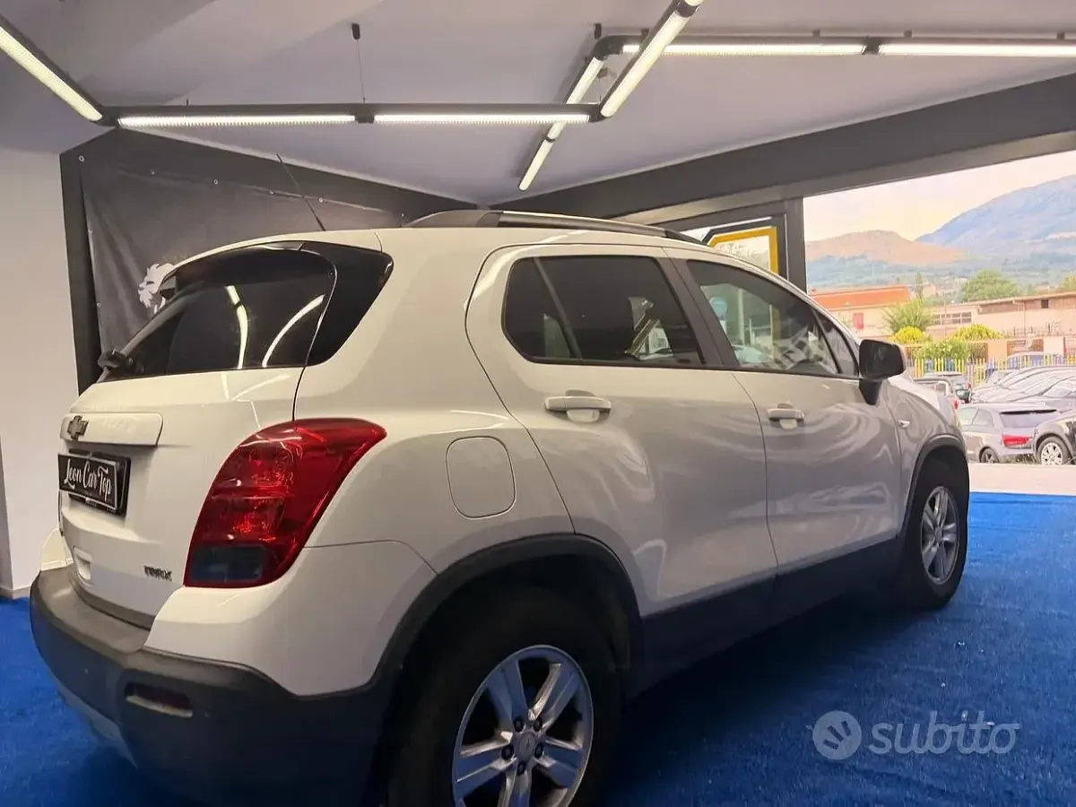 Usata Chevrolet Trax LS 116 CV (85 kW) 2013 Bianco SUV
