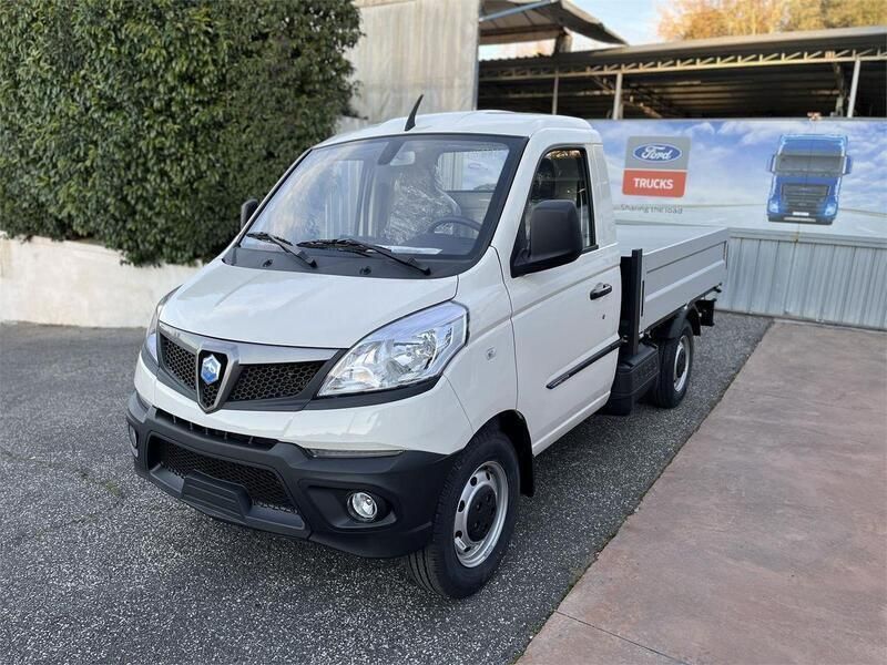 Bianco Usata 2022 Piaggio Porter Cabrio | 17.390 € (Buon prezzo) - Immagine 1/4