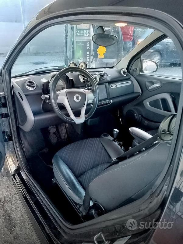 Usata Smart ForTwo Coupé 98 CV (72 kW) 2011 Nero Coupé