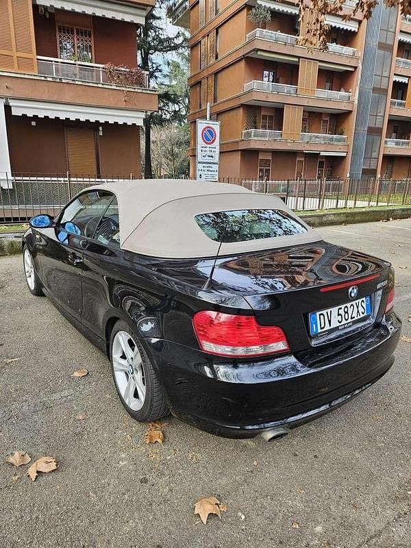 Usata BMW 120 Cabriolet 170 CV (125 kW) 2009 Other Cabrio