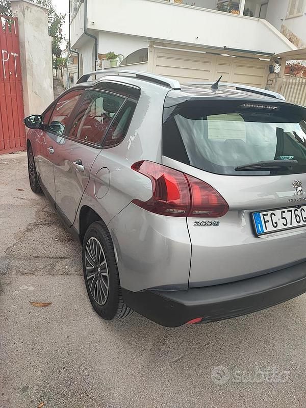 Usata Peugeot 2008 2016 Grigio SUV