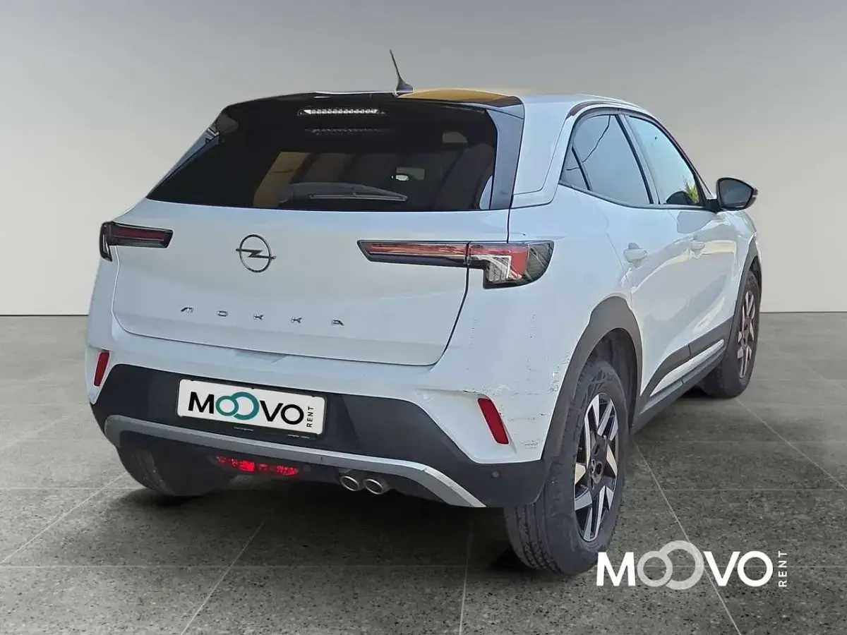 Usata Opel Mokka Elegance 131 CV (96 kW) 2022 Artik white SUV