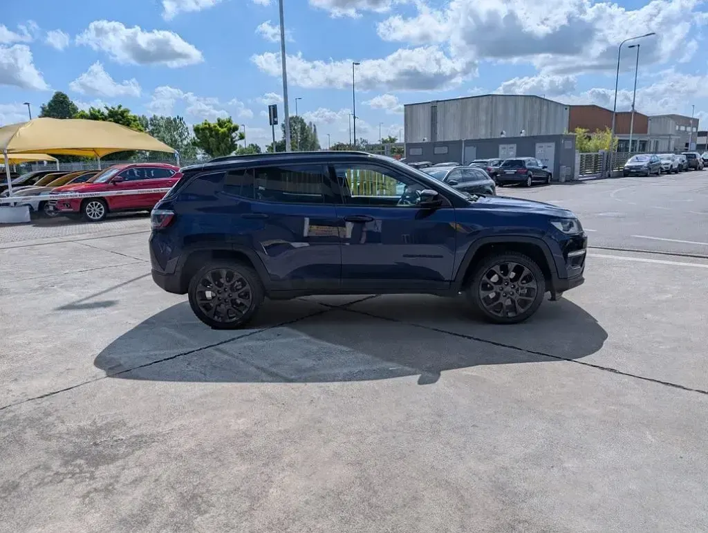 Usata Jeep Compass 179 CV (131 kW) 2020 Blu / metallizzato SUV