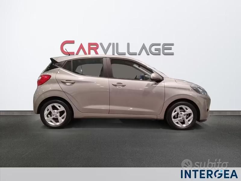 Usata Hyundai i10 2021 Grigio Utilitaria