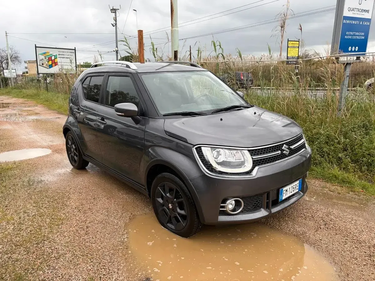Usata Suzuki Ignis 89 CV (65 kW) 2018 Grigio SUV