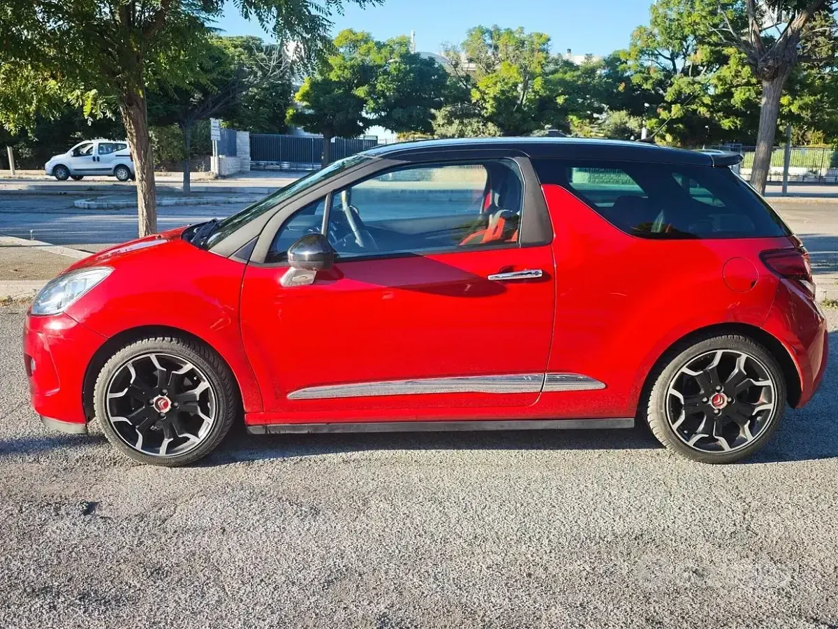 Usata Citroën DS3 Sport Chic 92 CV (67 kW) 2010 Rosso Utilitaria