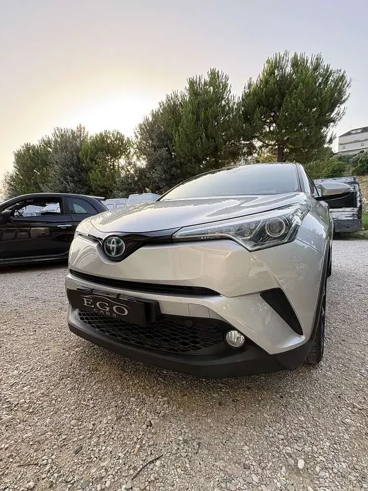 Usata Toyota C-HR Style 98 CV (72 kW) 2019 Other SUV