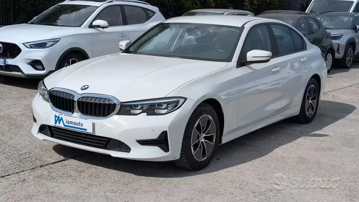 Usata BMW 318 150 CV (110 kW) 2022 Bianco Berlina