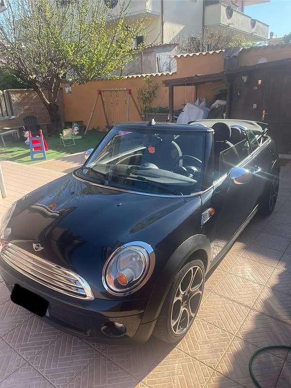 Usata Mini Cooper Cabriolet 120 CV (88 kW) 2009 Cabrio