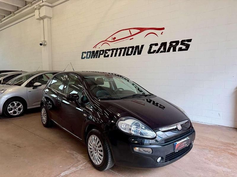 Usata Fiat Punto Active 60 CV (44 kW) 2011 Nero Berlina