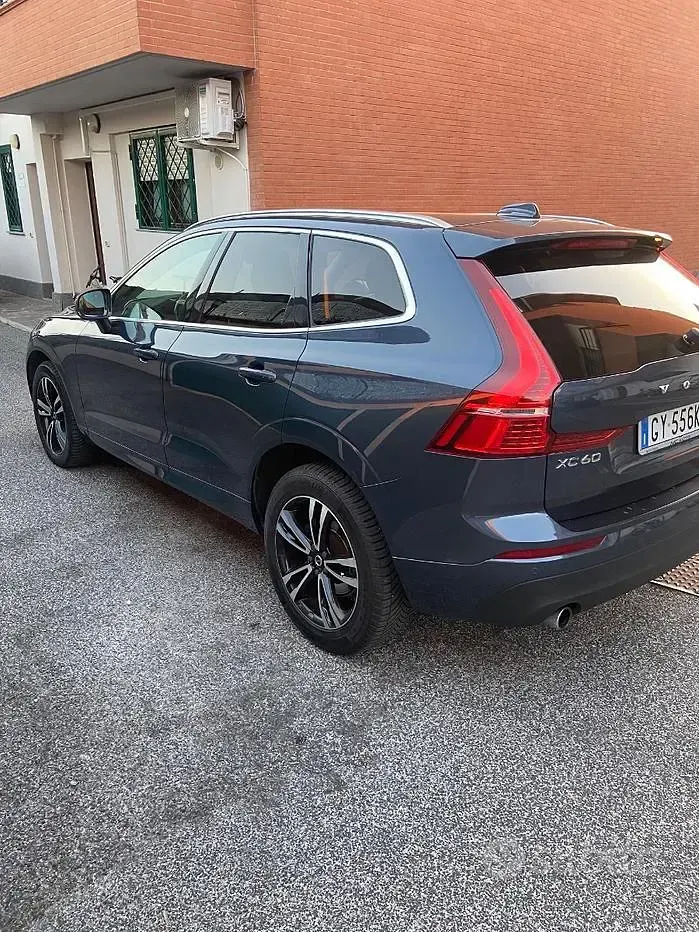 Usata Volvo XC60 190 CV (139 kW) 2020 Blu SUV