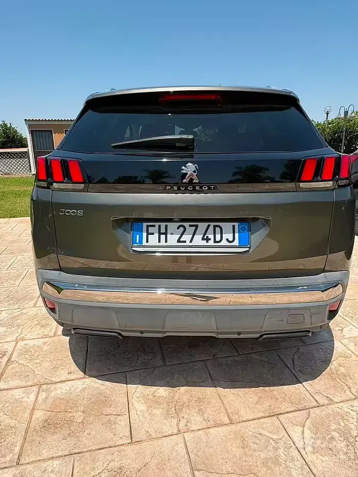 Usata Peugeot 3008 120 CV (88 kW) 2017 Grigio SUV