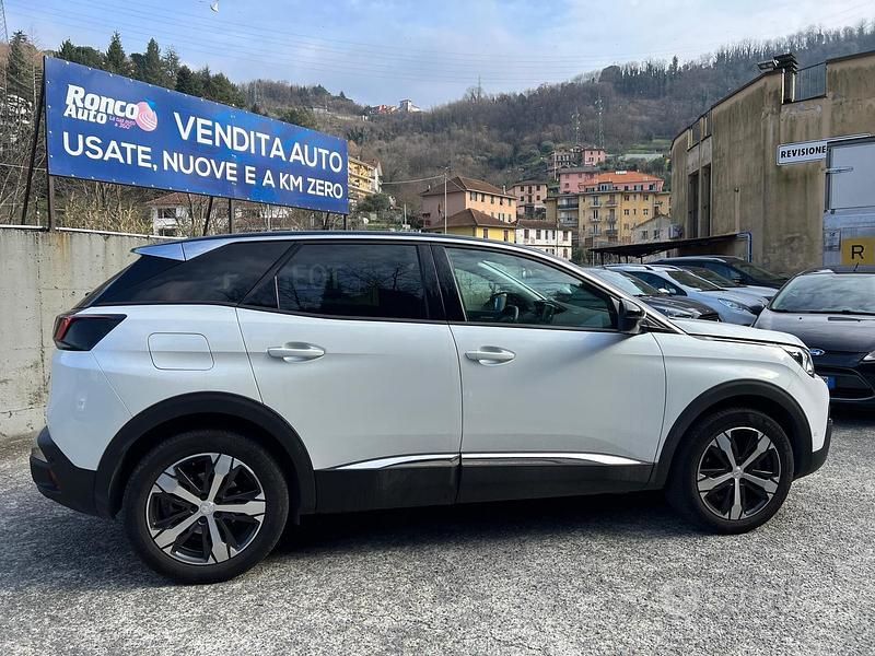 Usata Peugeot 3008 Allure 131 CV (96 kW) 2020 Bianco SUV