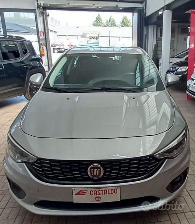 Usata Fiat Tipo S 120 CV (88 kW) 2017 Grigio Berlina