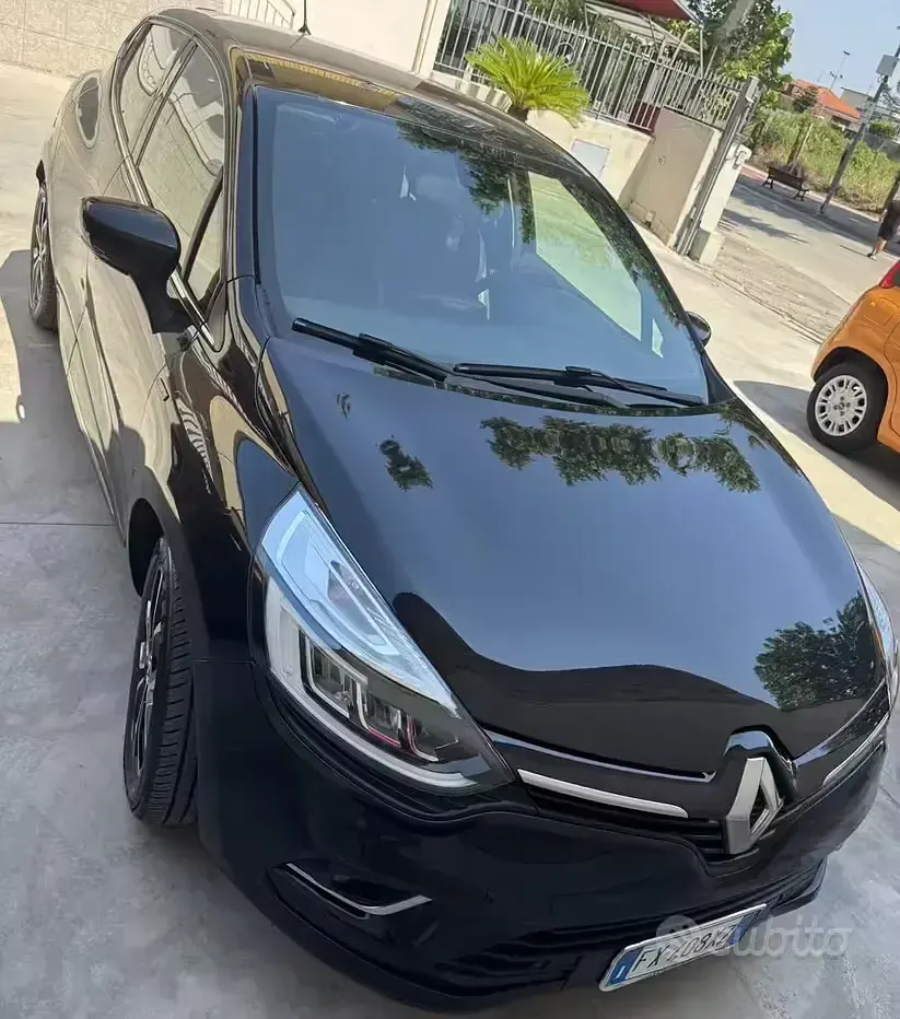 Usata Renault Clio IV 90 CV (66 kW) 2019 Nero Berlina