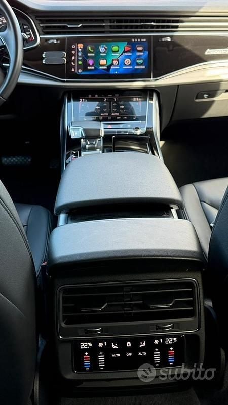 Usata Audi Q8 231 CV (169 kW) 2022 Nero SUV