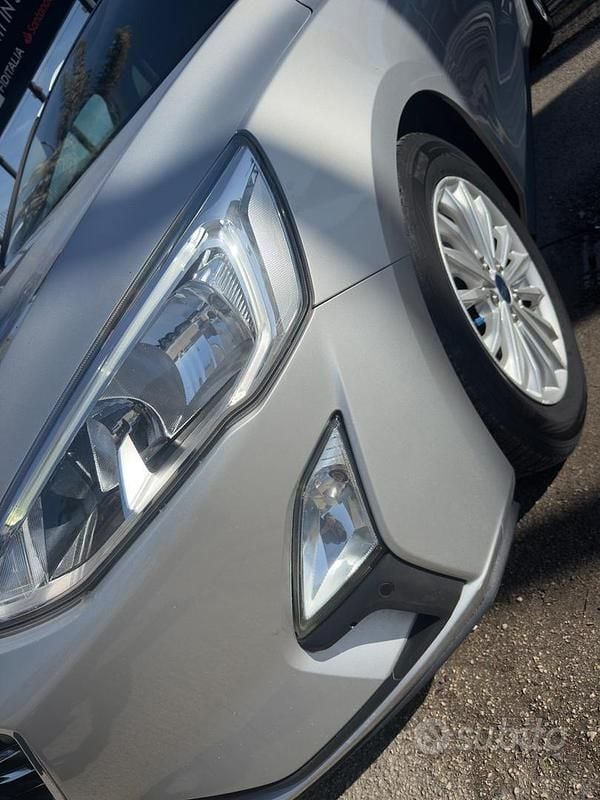 Usata Ford Focus S 120 CV (88 kW) 2019 Grigio Station wagon