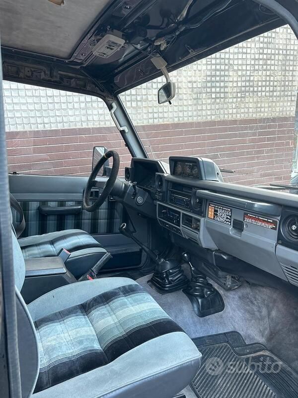 Usata Toyota Land Cruiser 86 CV (63 kW) 1989 Nero SUV