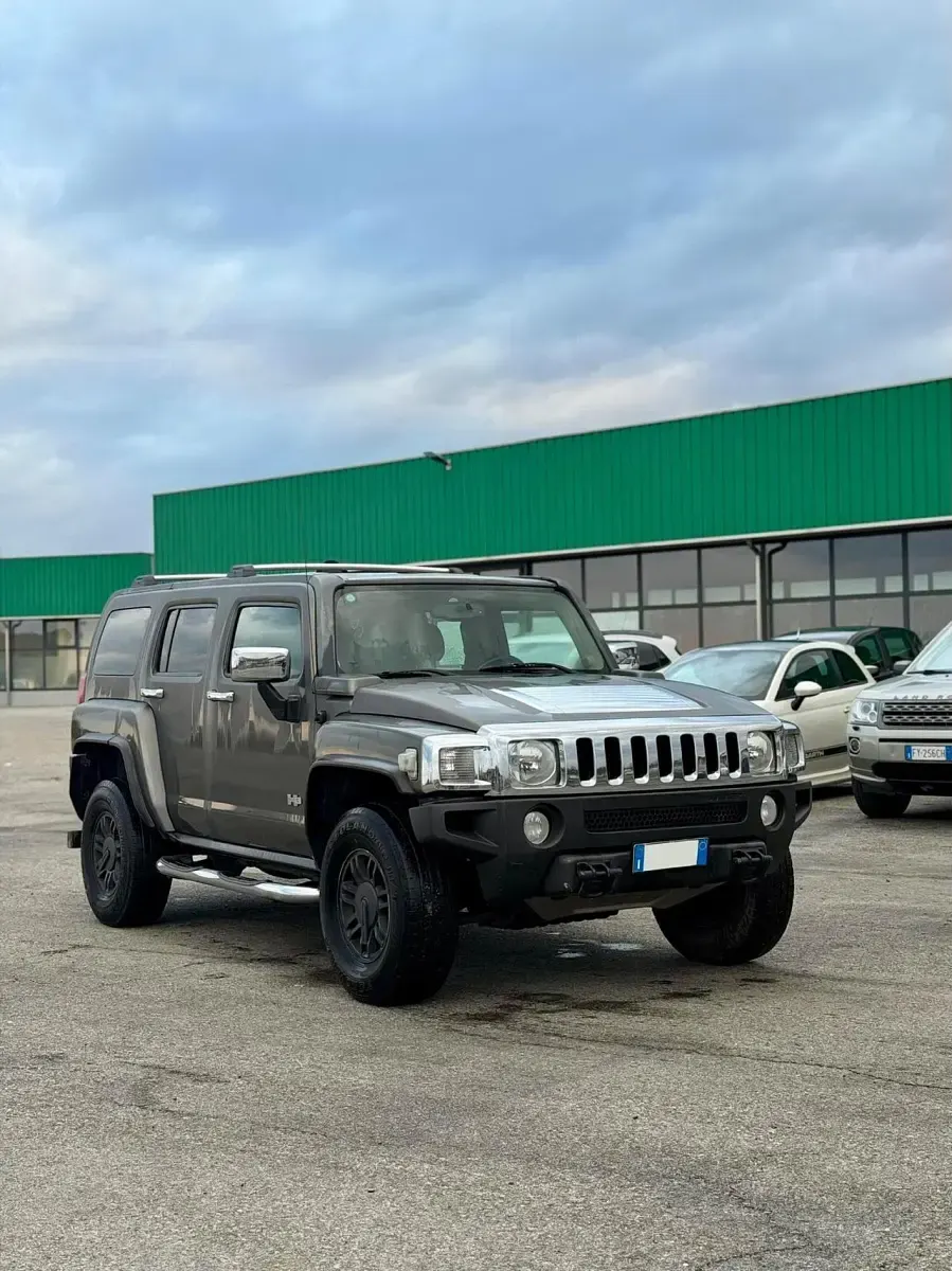 Usata Hummer H3 245 CV (180 kW) 2011 Grigio SUV