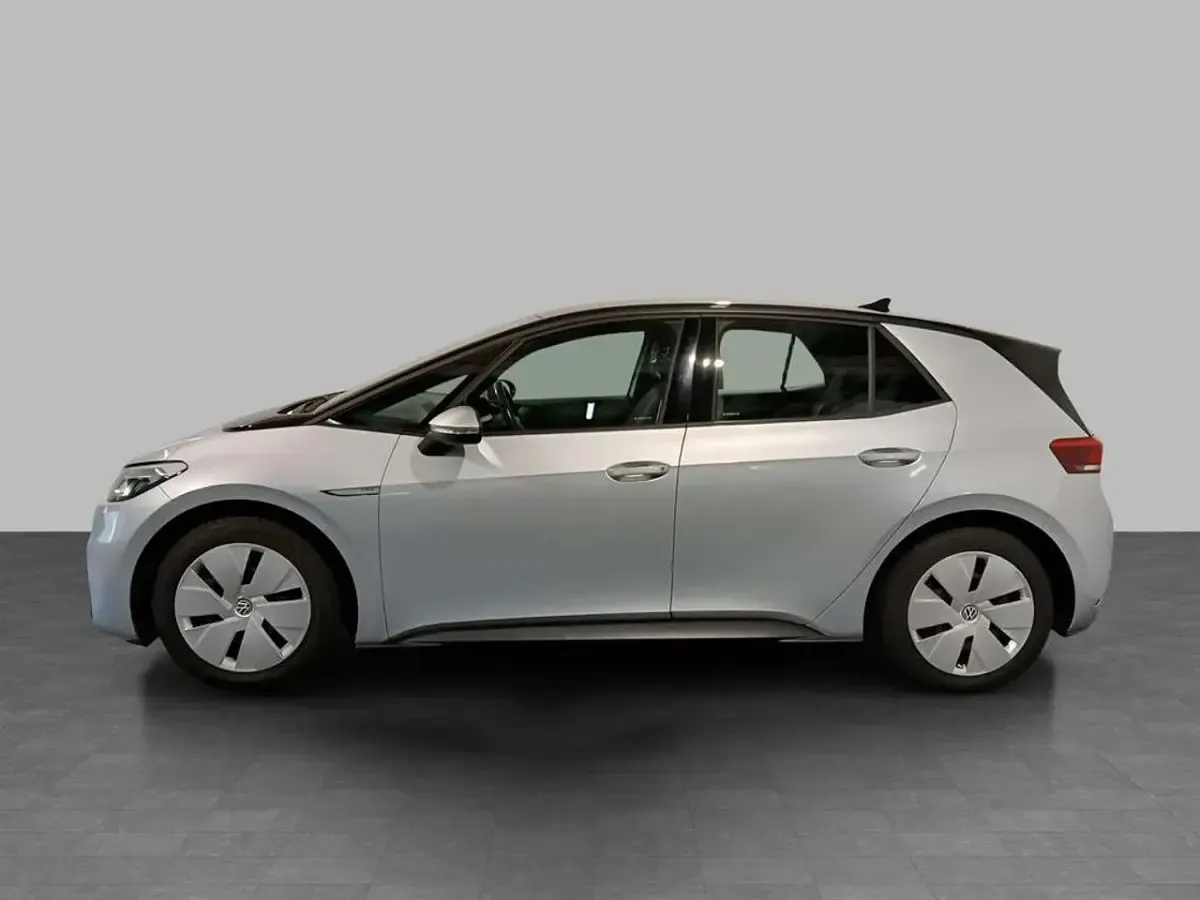 Usata VW ID.3 Business 150 kW (204 CV) 2021 Moon silver metallizzato nero Utilitaria