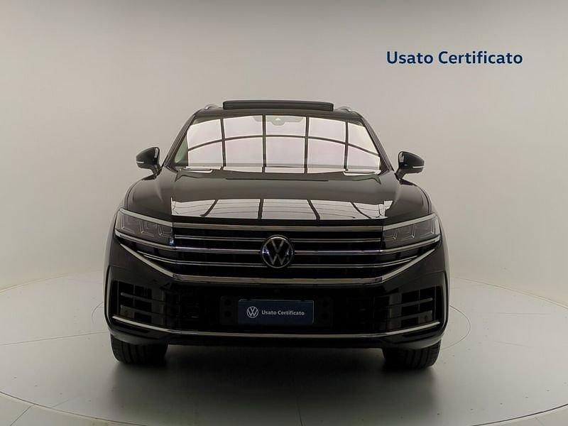 Usata VW Touareg Elegance 381 CV (280 kW) 2024 Grenadill black SUV
