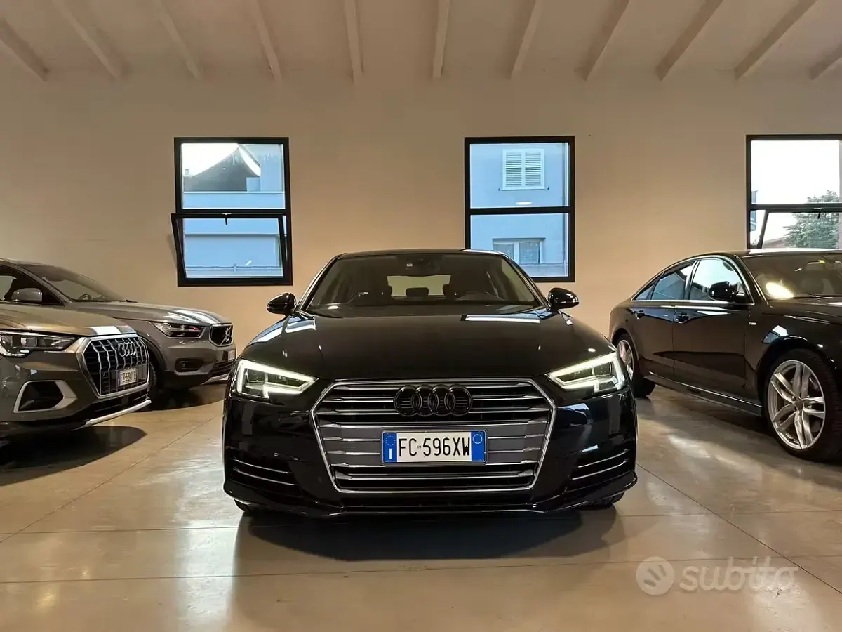 Usata Audi A4 Business 150 CV (110 kW) 2016 Bluazzurro Berlina