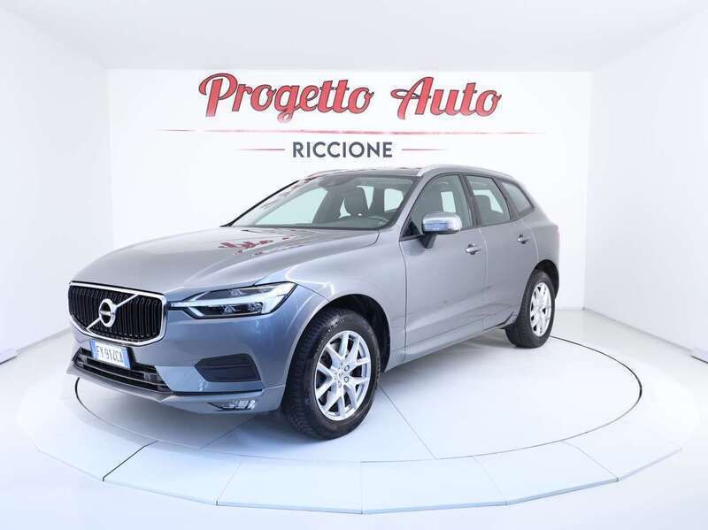 Grigio Usata 2019 Volvo XC60 Momentum SUV | 23.900 € (Ottimo prezzo) - Immagine 1/4