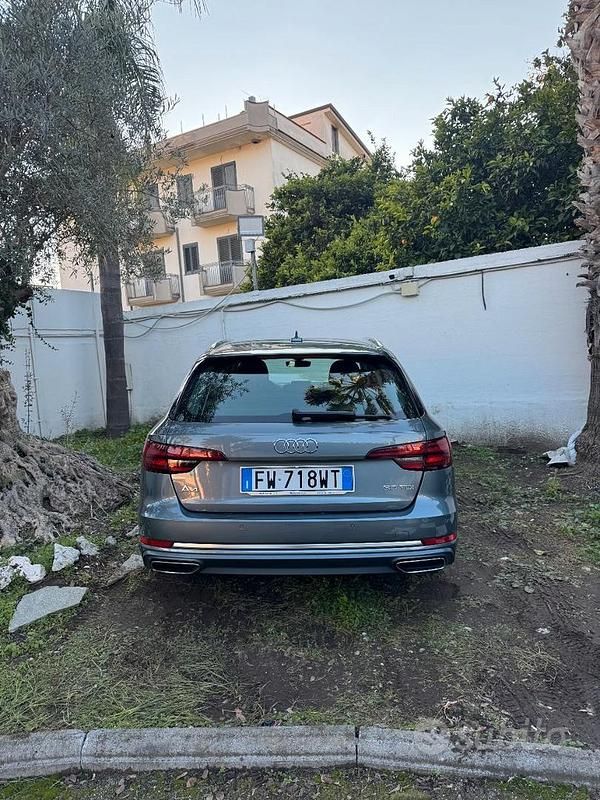 Usata Audi A4 122 CV (89 kW) 2019 Grigio Station wagon
