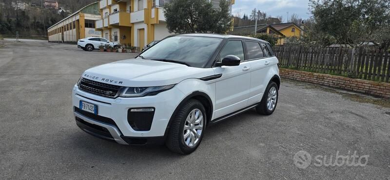 Usata Land Rover Range Rover evoque 150 CV (110 kW) 2016 Bianco SUV
