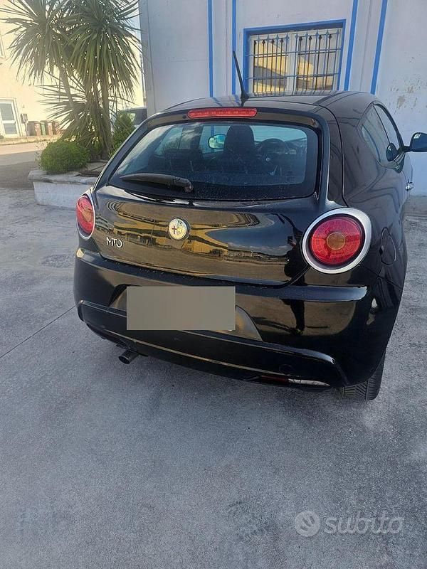 Usata Alfa Romeo MiTo 79 CV (58 kW) 2010 Nero Utilitaria