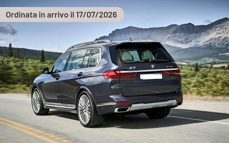 Argento Usata 2023 BMW X7 Efficient Dynamics SUV | 112.450 € - Immagine 1/4
