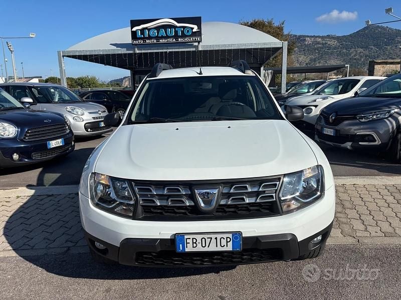 Usata Dacia Duster Ambiance 110 CV (80 kW) 2015 Bianco Station wagon