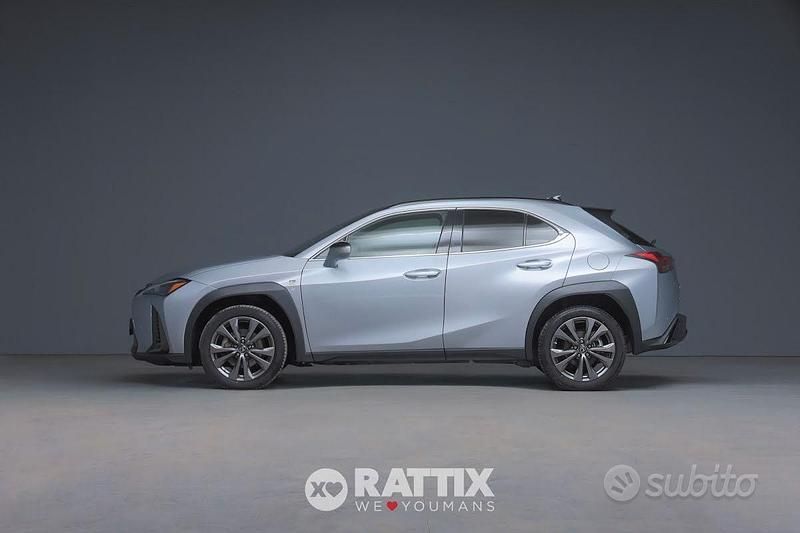 Usata Lexus UX 2024 SUV