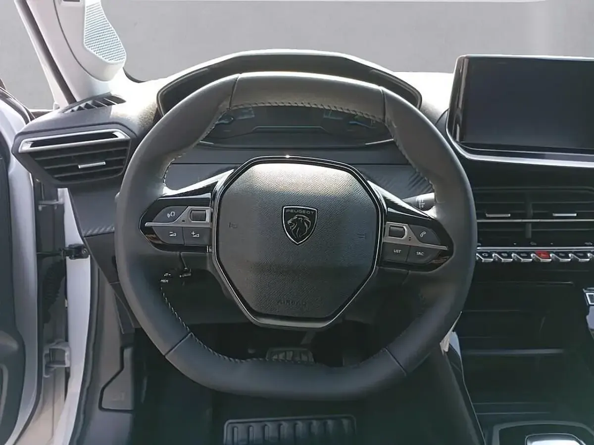 Nuova Peugeot 208 110 CV (80 kW) 2026 Bianco Utilitaria