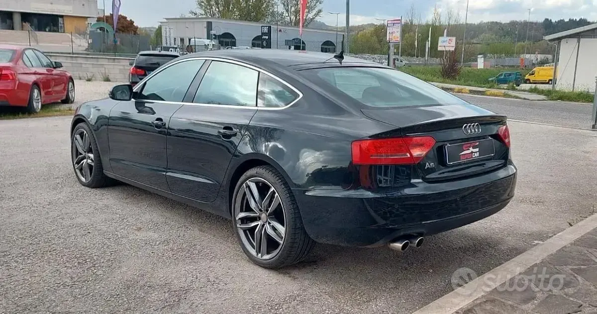Begagnad Audi A5 Advanced 143 HK (105 kW) 2010 Svart Sportkupé