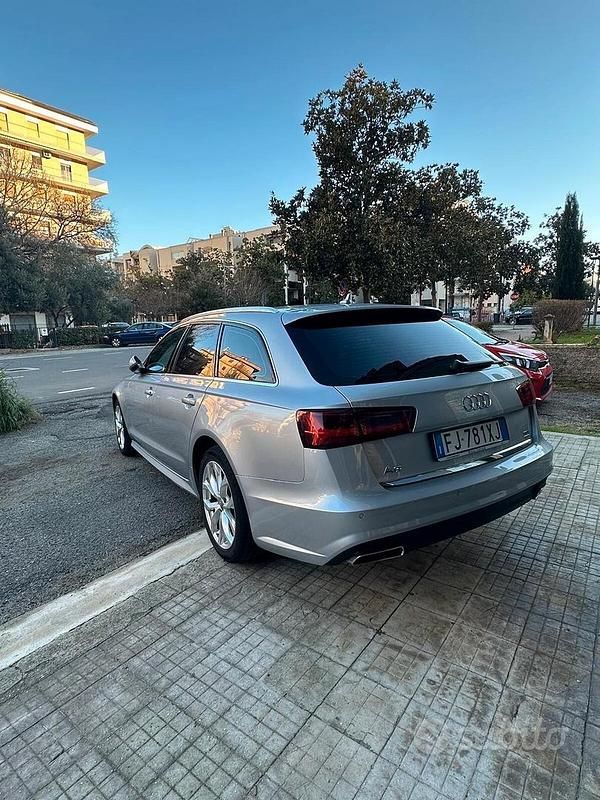 Usata Audi A6 Business Plus 190 CV (139 kW) 2017 Grigio Station wagon