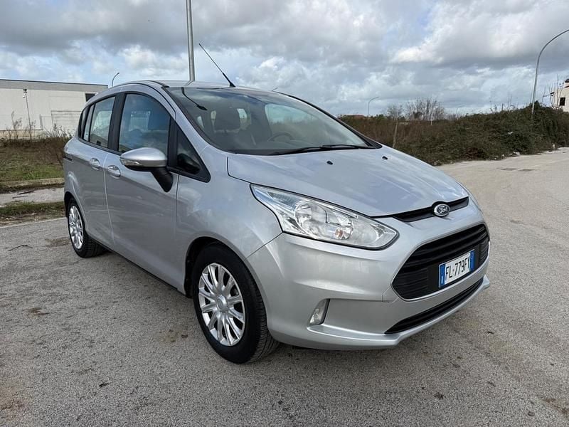 Usata Ford B-MAX Titanium 87 CV (63 kW) 2017 Grigio Monovolume