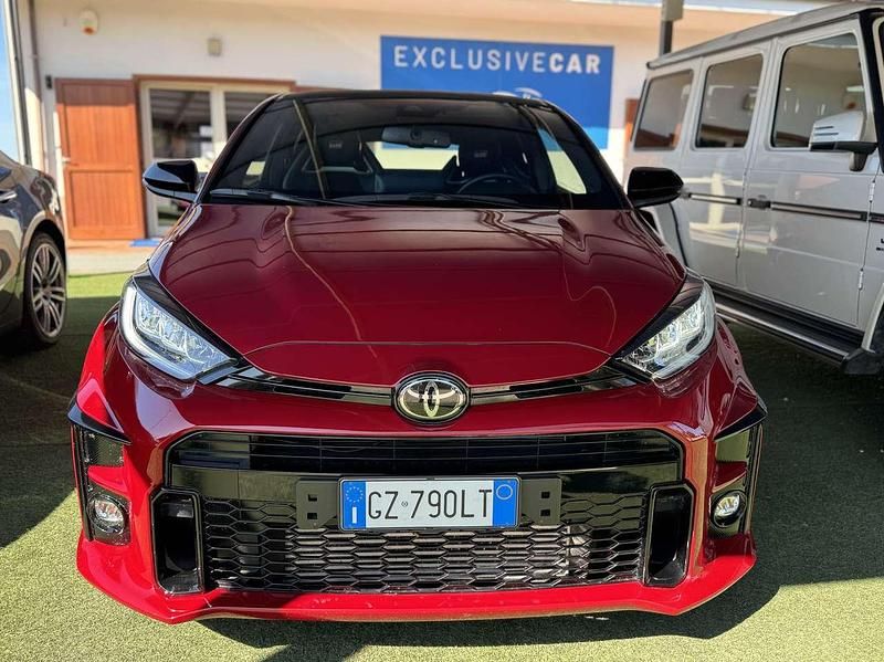 Usata Toyota Yaris 261 CV (191 kW) 2022 Rosso Berlina