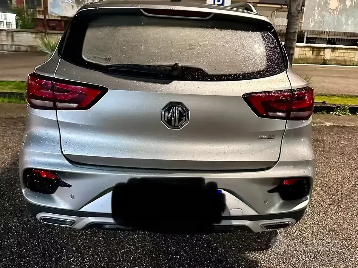 Usata MG ZS 111 CV (81 kW) 2023 Grigio SUV
